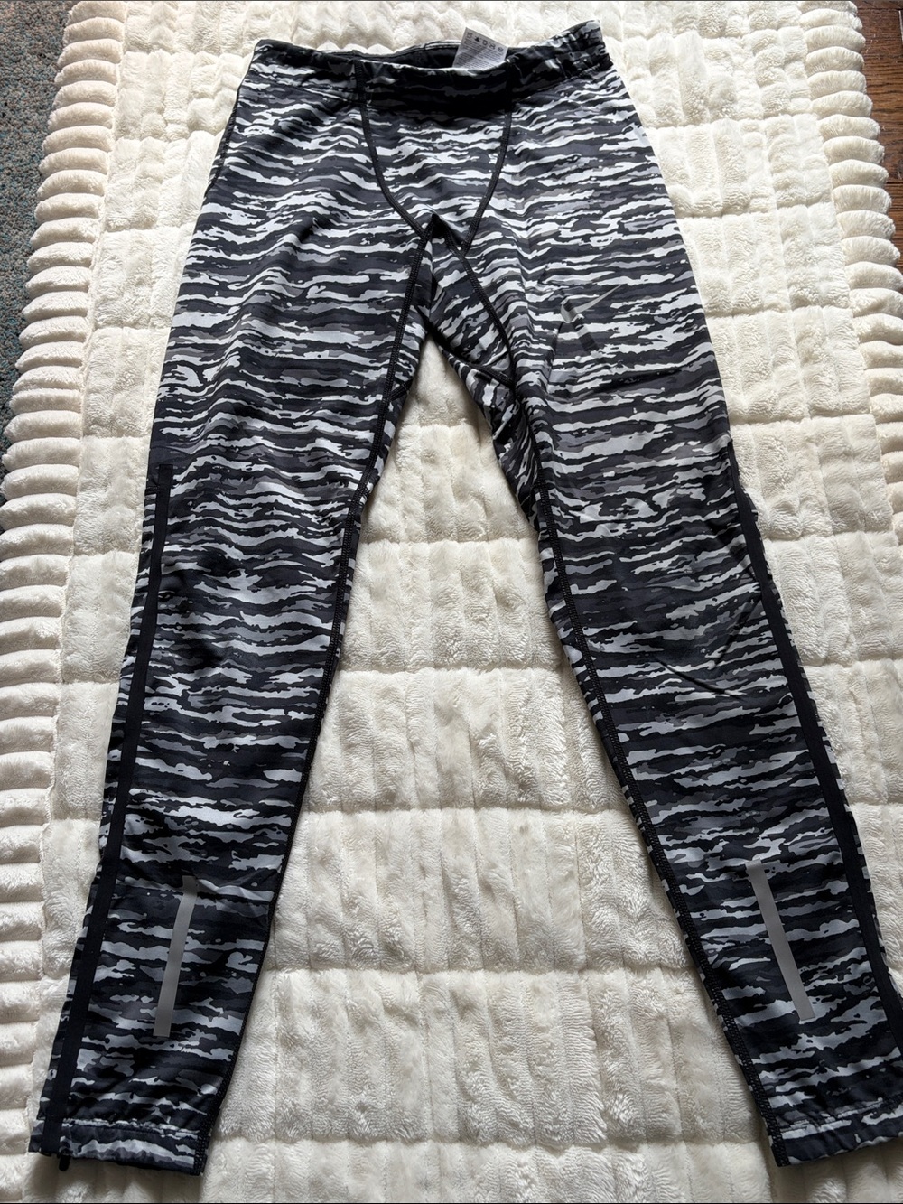 Nike Black & Gray Camo Leggings
